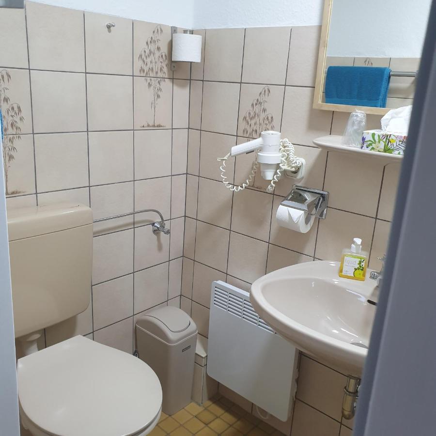Kurparkhotel-Gemuend エクステリア 写真